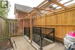 280 FARLEY Drive | Guelph Ontario | Slide Image Thirty-three