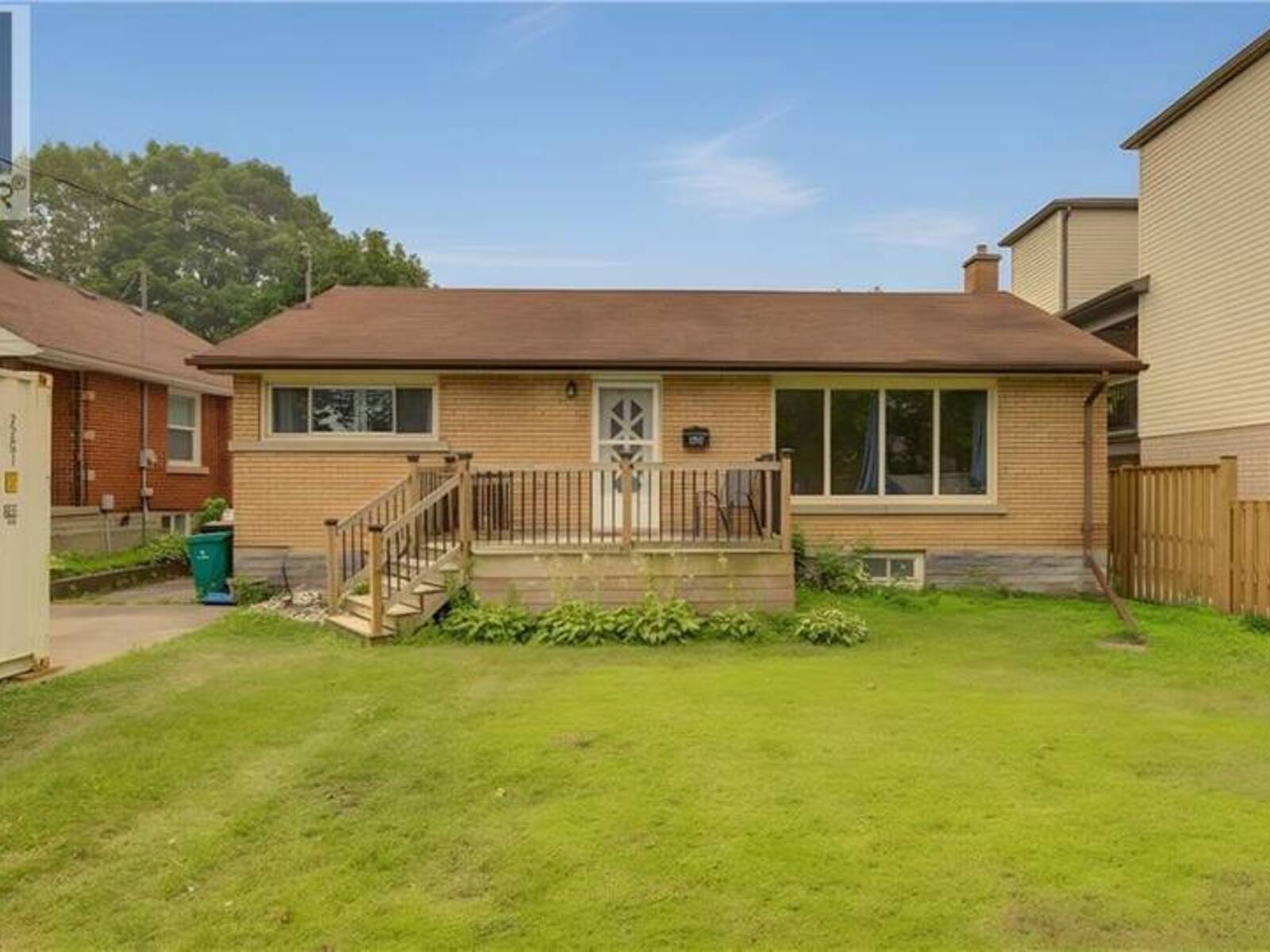 195 BELLEVIEW Avenue, Kitchener, Ontario N2B 1G6