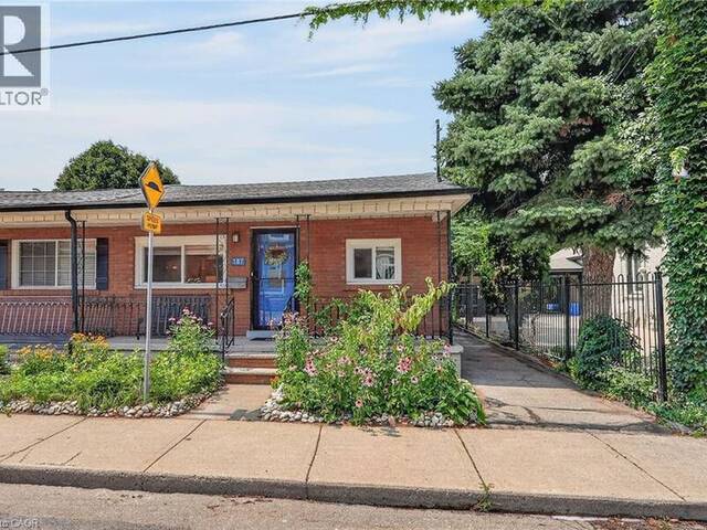 187 RAY Street N Hamilton Ontario, L8R 2Y3 - 2 Bedrooms Home For Sale