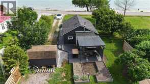 39 BLUE WATER Parkway | Selkirk Ontario | Slide Image Eight
