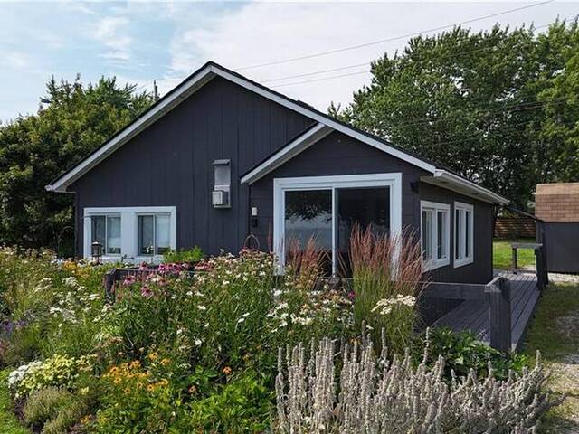 39 BLUE WATER Parkway Selkirk Ontario, N0A 1P0 - 3 Bedrooms Home For Sale