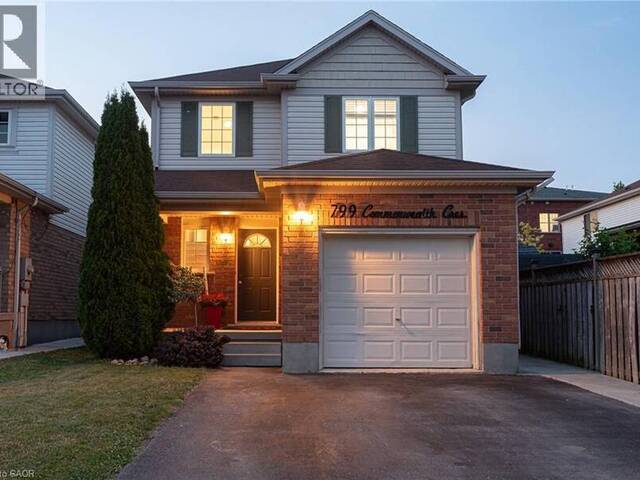 799 COMMONWEALTH Crescent Kitchener Ontario, N2E 4K8 - 3 Bedrooms Home For Sale