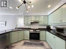 7 TANDEM Court | Ancaster Ontario | Slide Image Nine