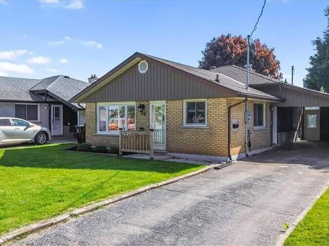 35 WEICHEL Street Kitchener Ontario, N2M 2A7 - 3 Bedrooms Home For Sale
