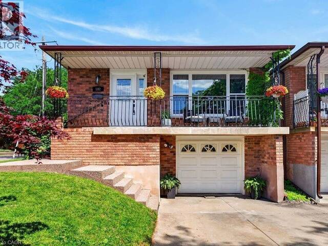 102 BIRCHLAWN Drive Hamilton Ontario, L8G 4B7 - 4 Bedrooms Home For Sale