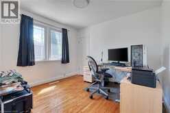 27 DELEVAN Crescent | Hamilton Ontario | Slide Image Thirteen