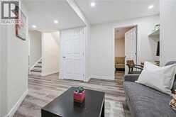 36 VAN FLEET Terrace | Milton Ontario | Slide Image Thirty
