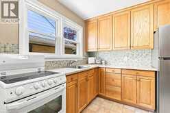 184 MURDOCK Avenue | Waterloo Ontario | Slide Image Twelve