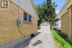184 MURDOCK Avenue | Waterloo Ontario | Slide Image Thirty-one