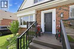 18 IPSWICH Place | Hamilton Ontario | Slide Image Three