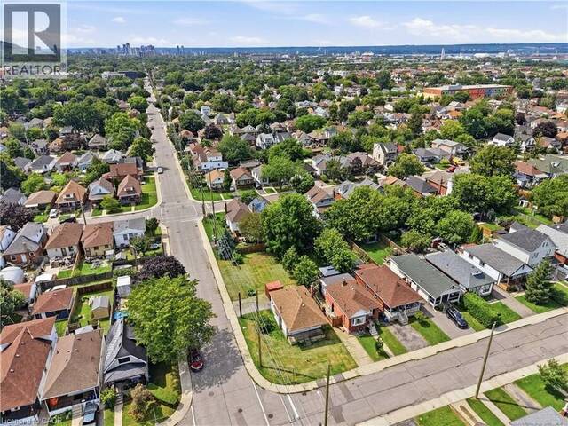 67 HUXLEY Avenue N Hamilton Ontario, L8H 4P3 - 2 Bedrooms Home For Sale