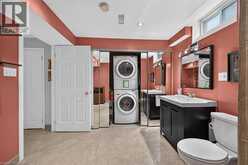 25 ERIC BURKE Court | Hamilton Ontario | Slide Image Thirty-eight