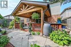 25 ERIC BURKE Court | Hamilton Ontario | Slide Image Forty-seven