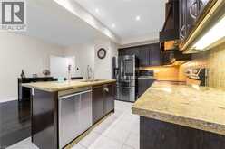 370 STONEHENGE Drive Unit# 13 | Ancaster Ontario | Slide Image Ten