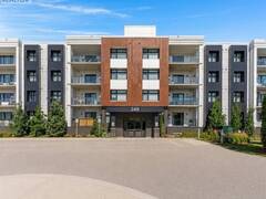 249 GREY SILO Road Unit# 108 Waterloo Ontario, N2K 0G8