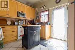 121 EASTBOURNE Avenue | Hamilton Ontario | Slide Image Eighteen