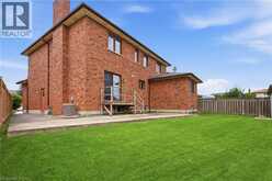 18 MARCEL Place | Hamilton Ontario | Slide Image Four