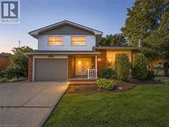 143 CROMWELL Crescent Hamilton Ontario, L8G 2G3