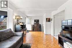 105 ROSEMONT Avenue | Hamilton Ontario | Slide Image Ten