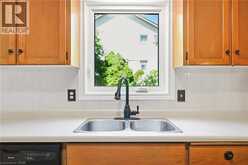 121 FIRST Road W | Hamilton Ontario | Slide Image Thirteen