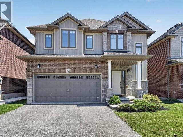 149 DENNIS Drive Smithville Ontario, L0R 2A0 - 4 Bedrooms Home For Sale