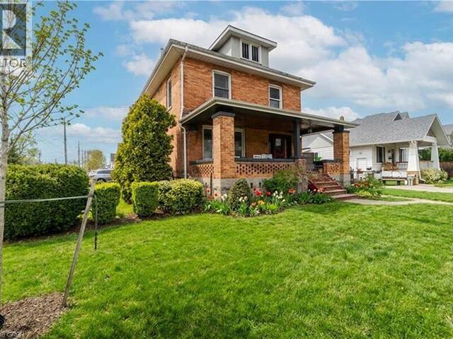 110 LACROIX Street Chatham Ontario, N7M 2T6 - 4 Bedrooms Home For Sale