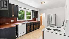 524 DORVAL Drive | Ancaster Ontario | Slide Image Ten