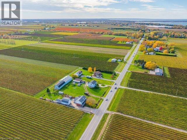 165 EAST & WEST Line Niagara-on-the-Lake Ontario, L0S 1J0 - 4 Bedrooms Home For Sale
