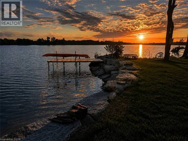 630 MAIN Street W Dunnville Ontario, N1A 1W7 - 2 Bedrooms Waterfront Home For sale