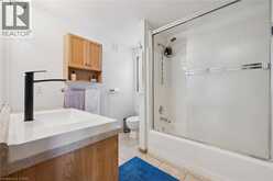 27 TRILLIUM BEACH Drive | Puslinch Ontario | Slide Image Nine