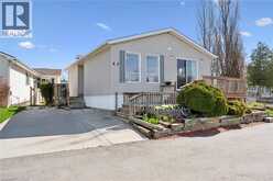 27 TRILLIUM BEACH Drive | Puslinch Ontario | Slide Image Four