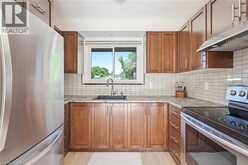 14 BERRISFIELD Crescent | Hamilton Ontario | Slide Image Thirteen