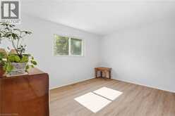14 BERRISFIELD Crescent | Hamilton Ontario | Slide Image Sixteen