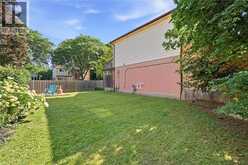 14 BERRISFIELD Crescent | Hamilton Ontario | Slide Image Thirty