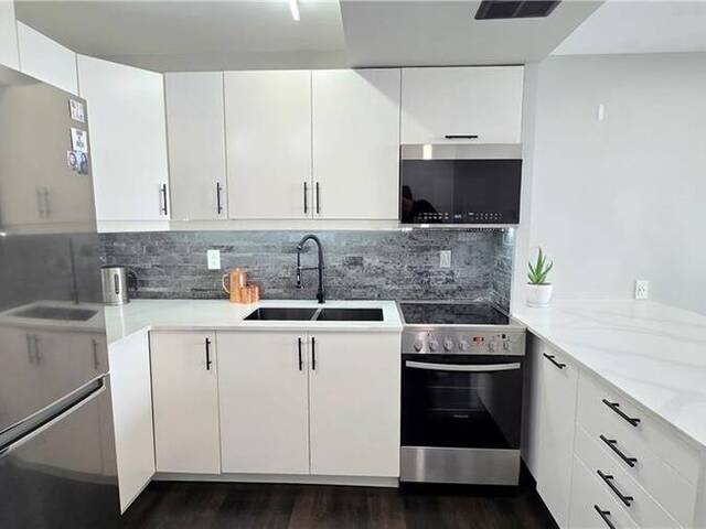 150 CHARLTON Avenue E Unit# 3003 Hamilton Ontario, L8N 3X3 - 1 Bedroom Condo For Sale