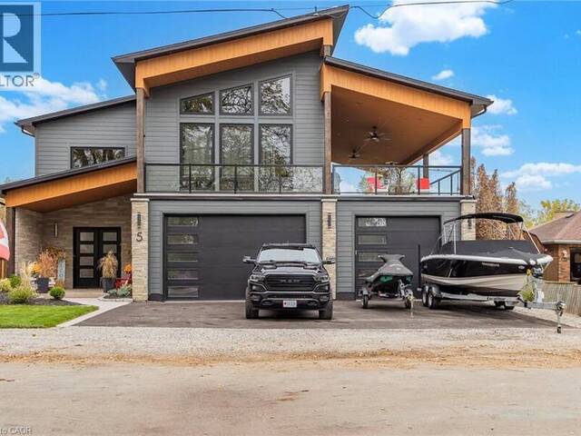5 ARCHIBALD Drive Port Rowan Ontario, N0E 1M0 - 3 Bedrooms Home For Sale