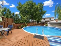 450 EAST 42ND Street Hamilton Ontario, L8T 3B3