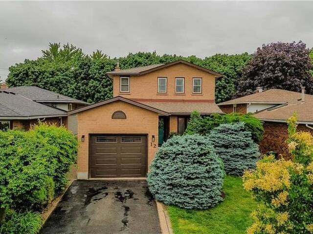 12 BRANTHAVEN Drive Hamilton Ontario, L8J 2L9 - 3 Bedrooms Home For Sale