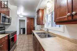 97 GUILDWOOD Drive | Hamilton Ontario | Slide Image Eleven
