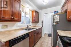 97 GUILDWOOD Drive | Hamilton Ontario | Slide Image Nine