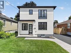 325 QUEENSDALE Avenue E Hamilton Ontario, L9A 1L5