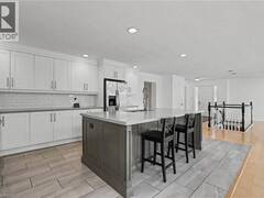 100 HARDALE Crescent Hamilton Ontario, L8T 1Y3