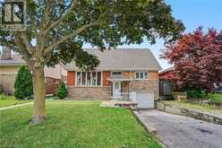 100 HARDALE Crescent | Hamilton Ontario | Slide Image Four