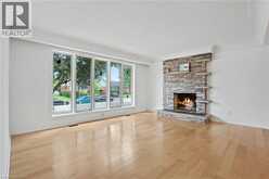 100 HARDALE Crescent | Hamilton Ontario | Slide Image Eight