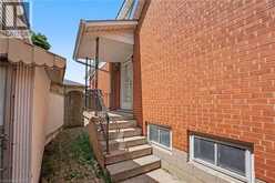100 HARDALE Crescent | Hamilton Ontario | Slide Image Thirty-three