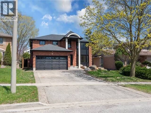 11 BRIDLEWOOD Drive Guelph Ontario, N1G 4A5 - 5 Bedrooms Home For Sale