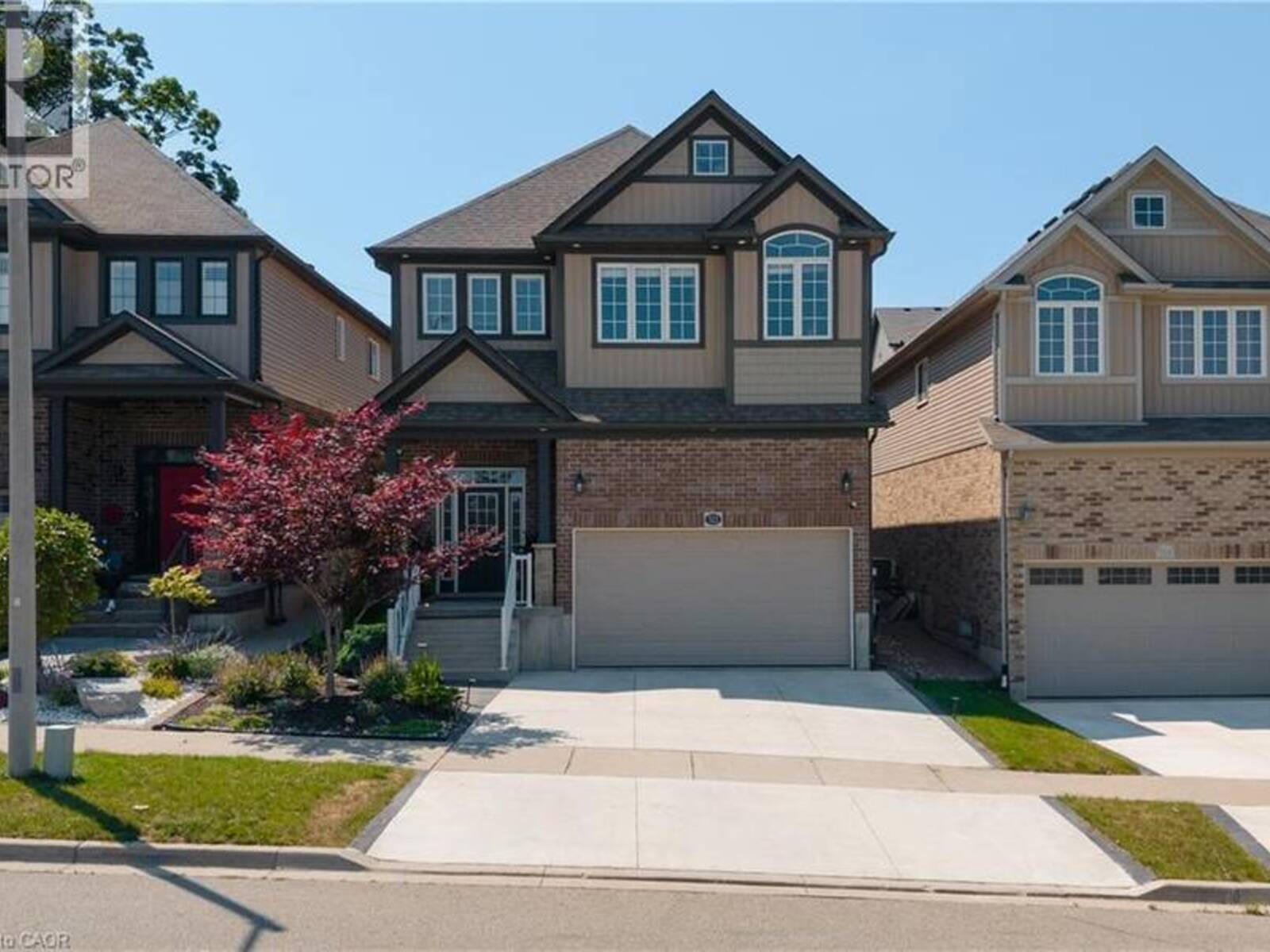 522 WOODBINE Avenue, Kitchener, Ontario N2R 1Y9