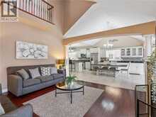 52 ARROWHEAD Drive | Hamilton Ontario | Slide Image Thirteen