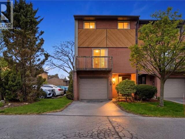 445 STONE CHURCH Road W Unit# 19 Hamilton Ontario, L9B 2L5 - 4 Bedrooms Condo For Sale