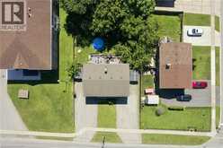 6680 MCLEOD Road | Niagara Falls Ontario | Slide Image Thirty-two